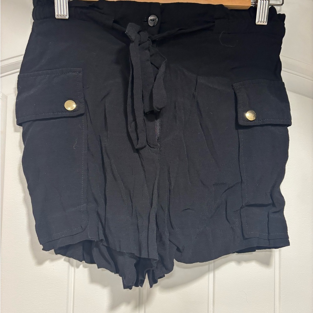 Love Tree Black Cargo Shorts Relaxed Fit